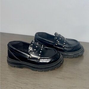 Zara Black Kids Dress Shoes with Stud Accents size 25
